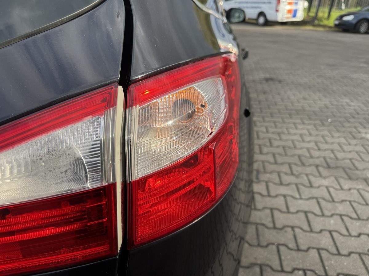 Ford Focus 3 original R&uuml;cklicht R&uuml;ckleuchte Schlussleuchte rechts au&szlig;en Kombi Bj.2011